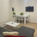 Chlo 4 Apartment *